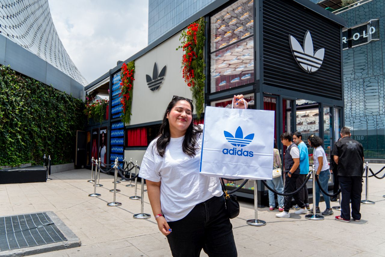 Adidas PopUp Store Plaza Carso