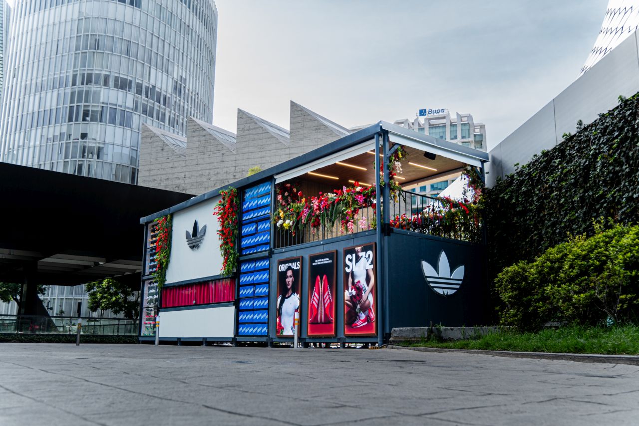 Adidas PopUp Store Plaza Carso