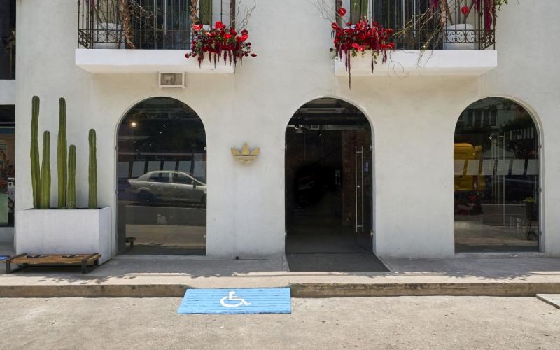 Adidas Willy Chavarría